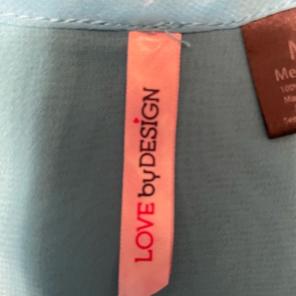 Love by Design ladies medium blouse. - Picture 7 of 13